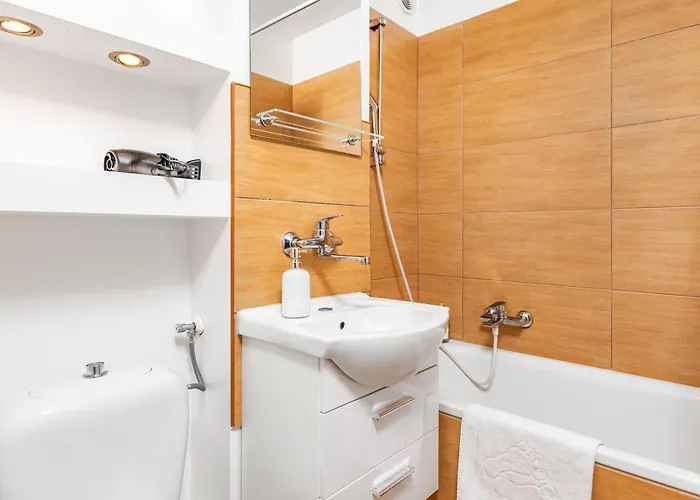 Gornoslaska By Your Freedom وارسو