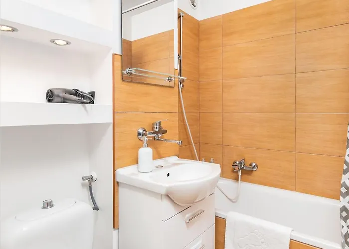 Gornoslaska By Your Freedom وارسو